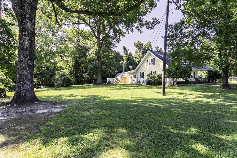 570 W Old Glencoe Rd, Burlington, NC 27217
