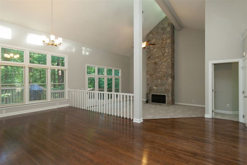 5700 Dunstan Ct, Raleigh, NC 27613