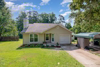 5700 Eagle Pass Cir, Fayetteville, NC 28304