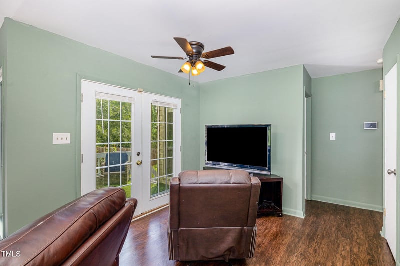 5700 Eagle Pass Cir, Fayetteville, NC 28304