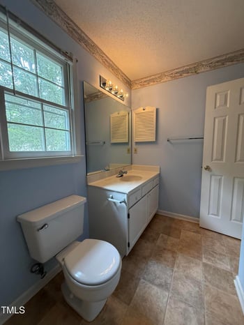 5700 Earlham Ct, Raleigh, NC 27613
