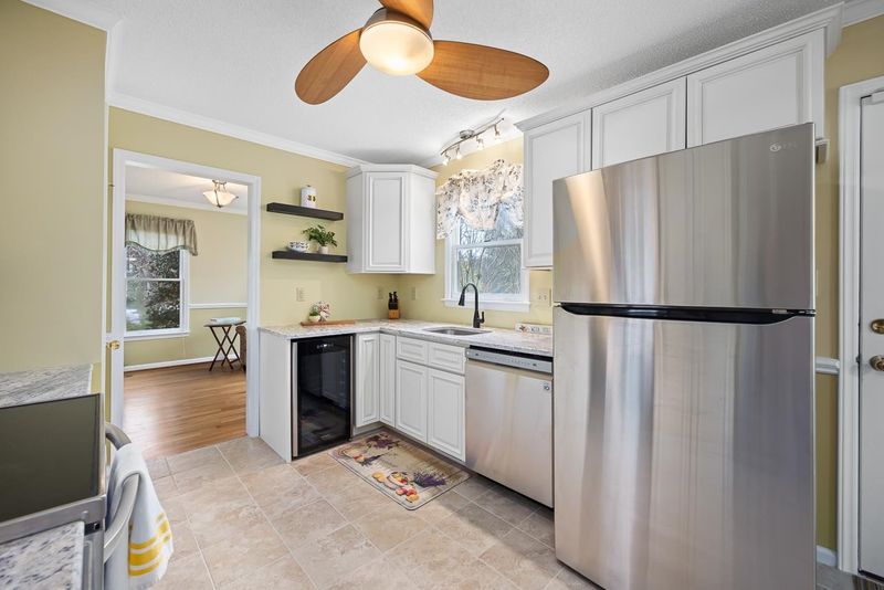 5700 Lancashire Ct, Raleigh, NC 27606