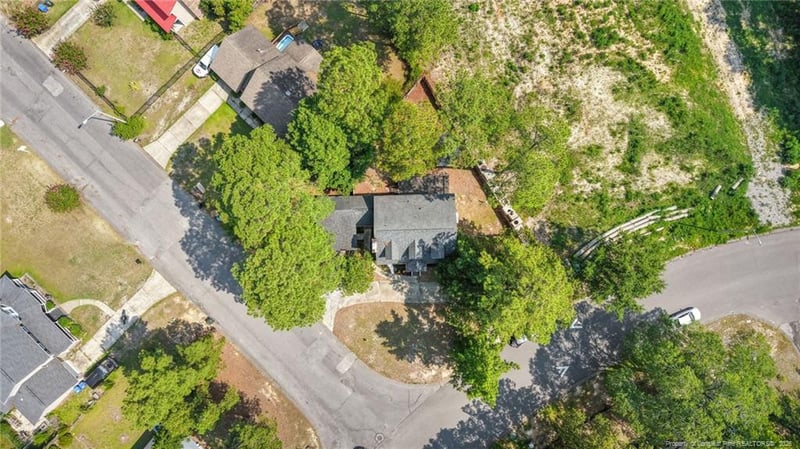 5700 Nassau Dr, Fayetteville, NC 28314