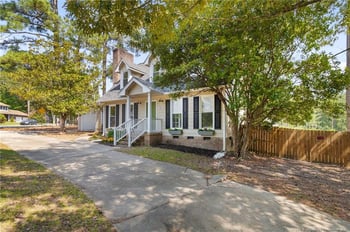 5700 Nassau Dr, Fayetteville, NC 28314