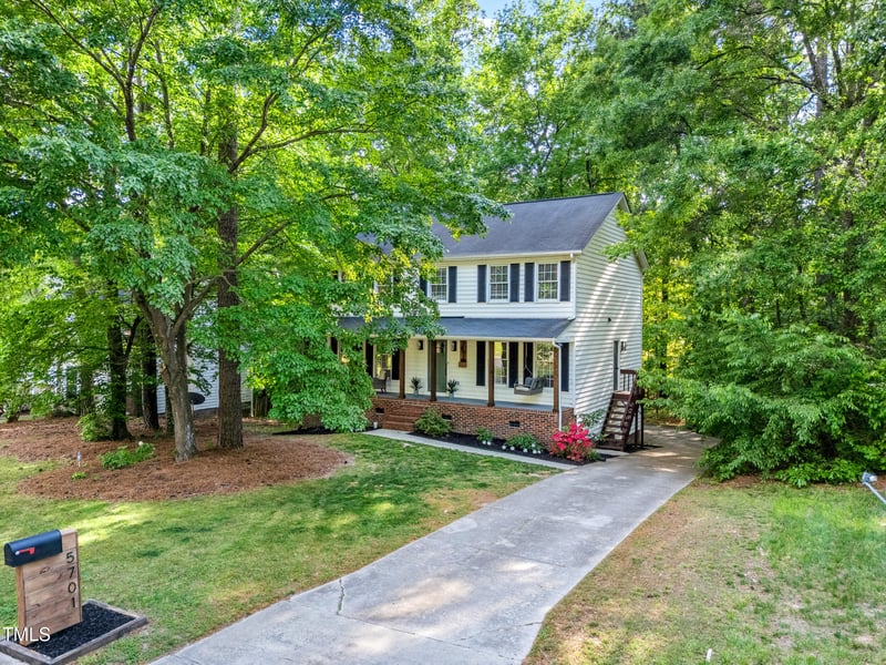 5701 Hadrian Dr, Durham, NC 27703