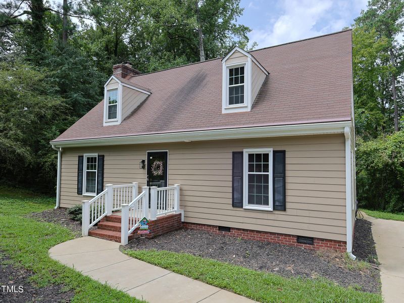 5701 Setter Cir, Raleigh, NC 27609
