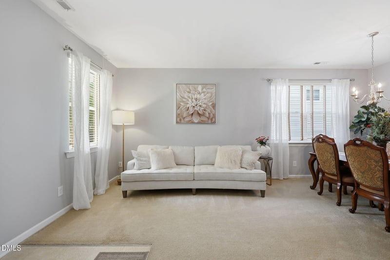 5702 Orchard Beach Ln, Raleigh, NC 27616