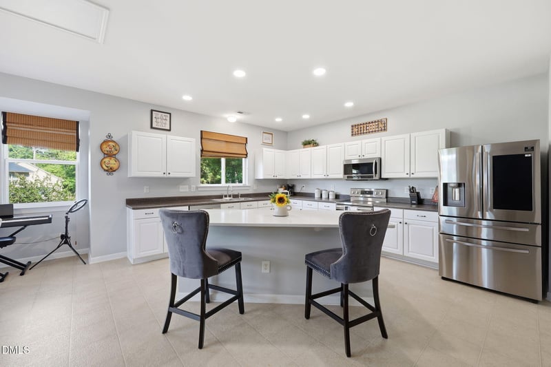 5702 Orchard Beach Ln, Raleigh, NC 27616