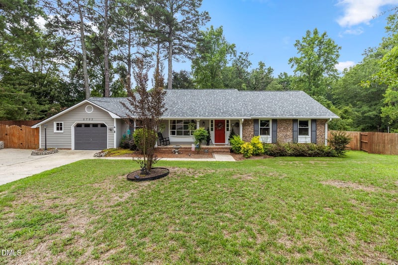 5703 Andes Ct, Fayetteville, NC 28304