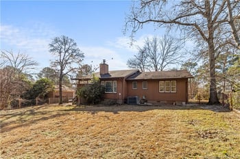 5703 Lochness Ct, Fayetteville, NC 28304
