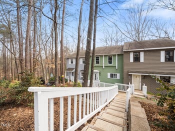 5703 Three Oaks Dr, Raleigh, NC 27612