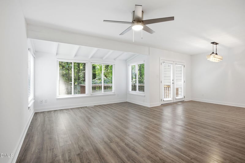 5703 Willowbrook Dr, Raleigh, NC 27609