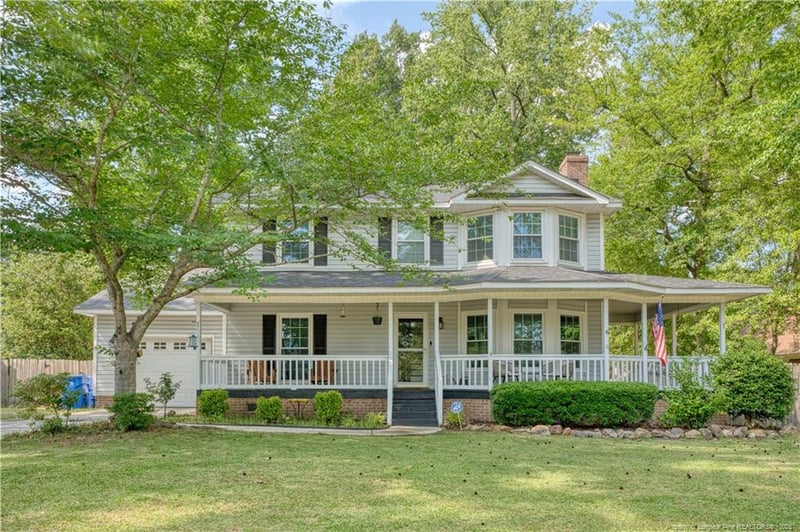 5704 Danville Dr, Fayetteville, NC 28311