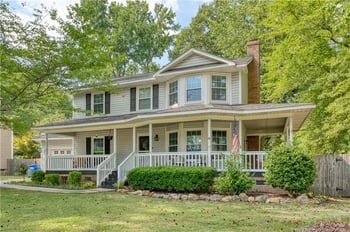 5704 Danville Dr, Fayetteville, NC 28311