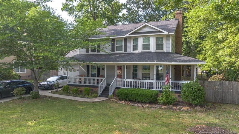 5704 Danville Dr, Fayetteville, NC 28311