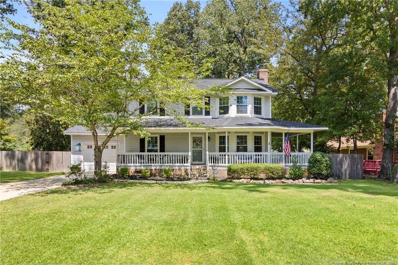 5704 Danville Dr, Fayetteville, NC 28311