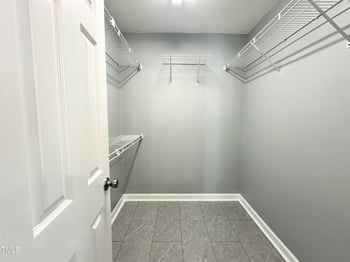 5704 Harrington Grove Dr, Raleigh, NC 27603