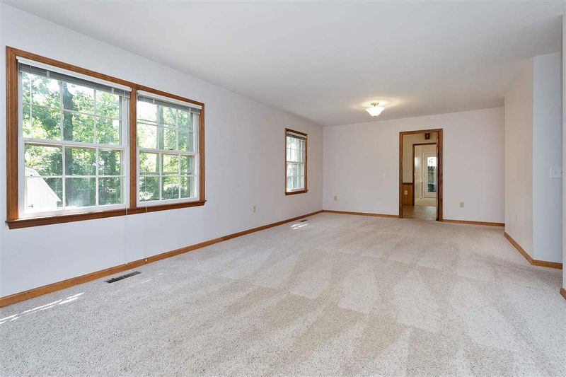 5704 Rangeley Dr, Raleigh, NC 27609