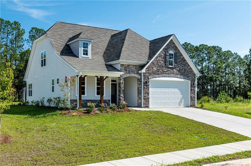 5705 Tall Timbers Dr, Fayetteville, NC 28311