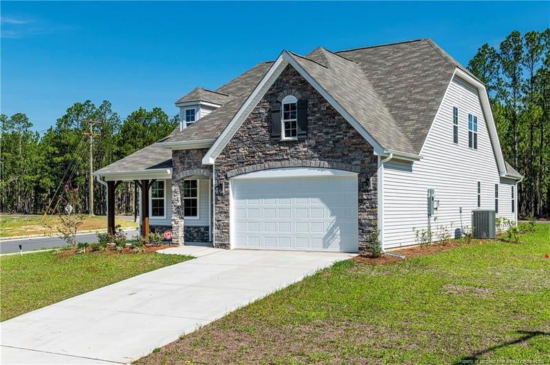 5705 Tall Timbers Dr, Fayetteville, NC 28311