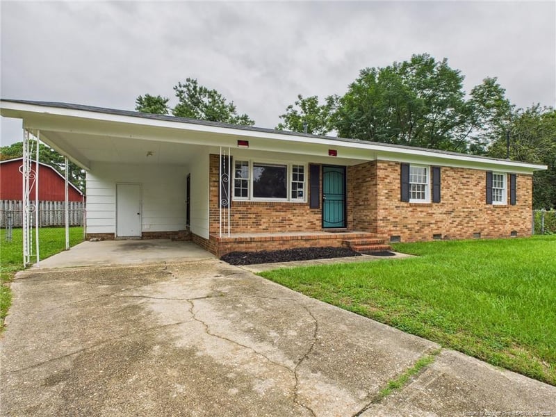 5705 Yellowstone Ct, Fayetteville, NC 28303