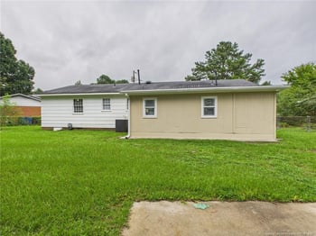 5705 Yellowstone Ct, Fayetteville, NC 28303