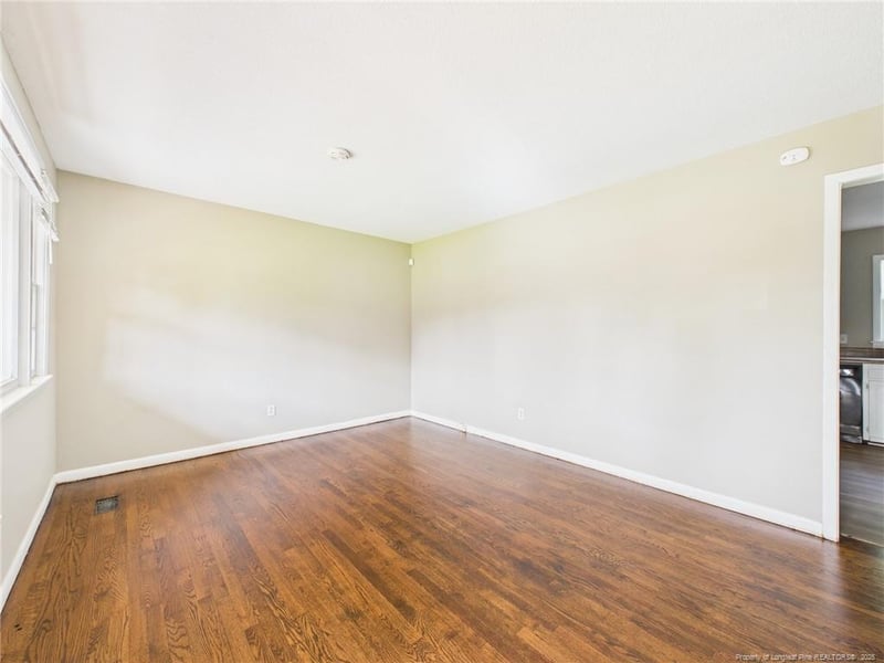 5705 Yellowstone Ct, Fayetteville, NC 28303