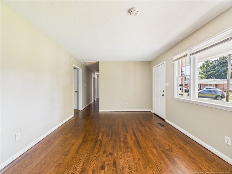 5705 Yellowstone Ct, Fayetteville, NC 28303