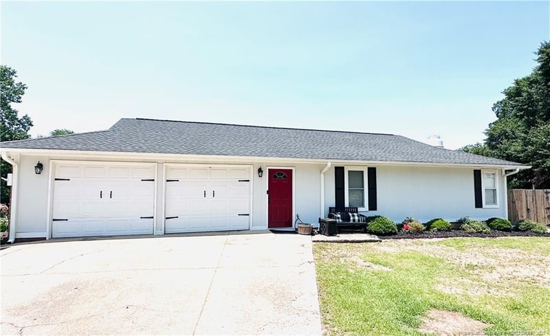 5706 Archer Rd, Hope Mills, NC 28348