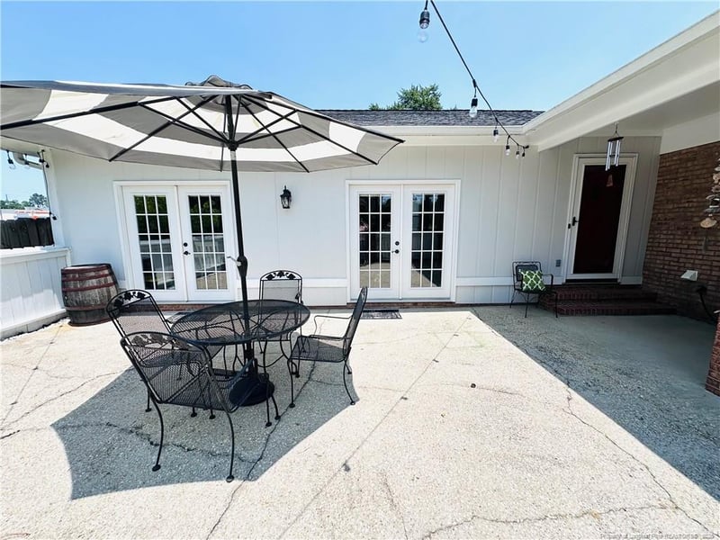 5706 Archer Rd, Hope Mills, NC 28348
