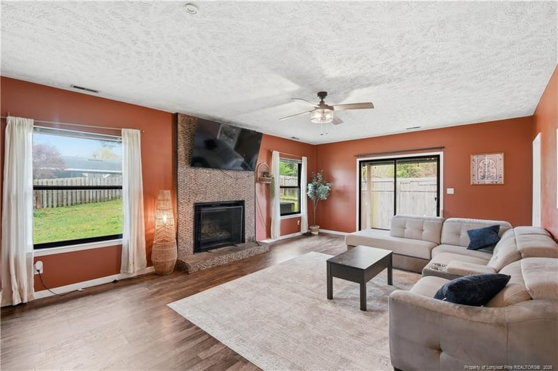 5706 Lochness Ct, Fayetteville, NC 28304