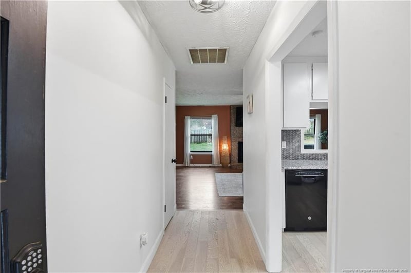 5706 Lochness Ct, Fayetteville, NC 28304