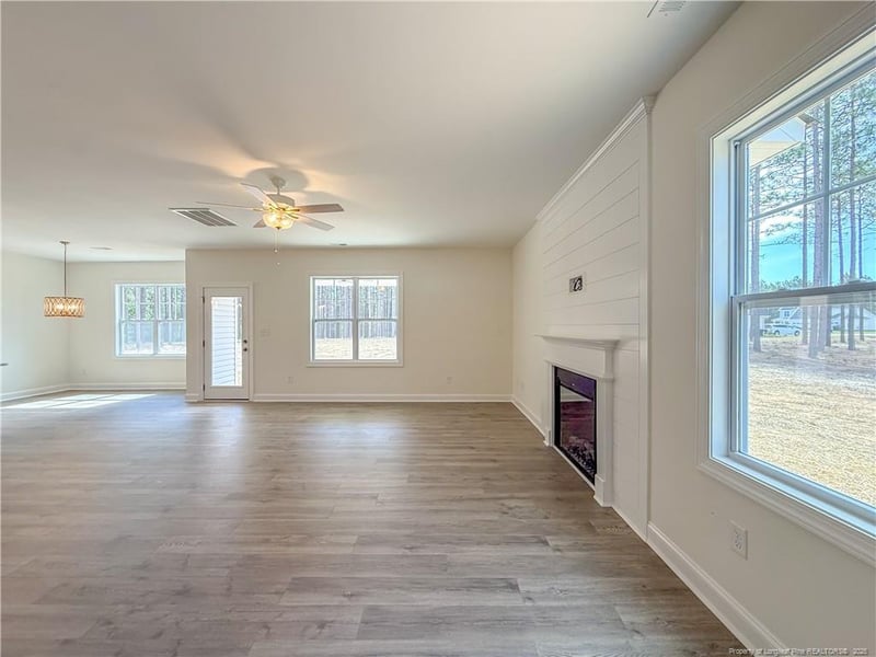 5708 Brooks Tree Ct, Fayetteville, NC 28311