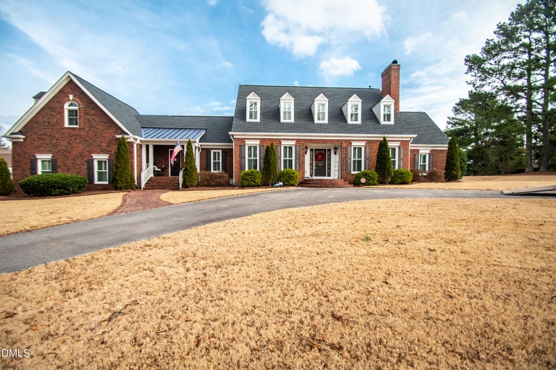 5708 Castlebrook Dr, Raleigh, NC 27604