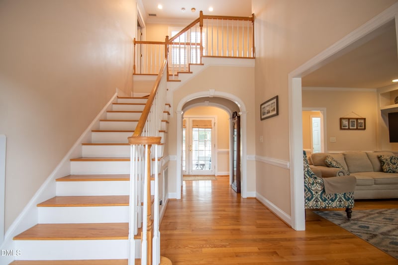 5708 Castlebrook Dr, Raleigh, NC 27604