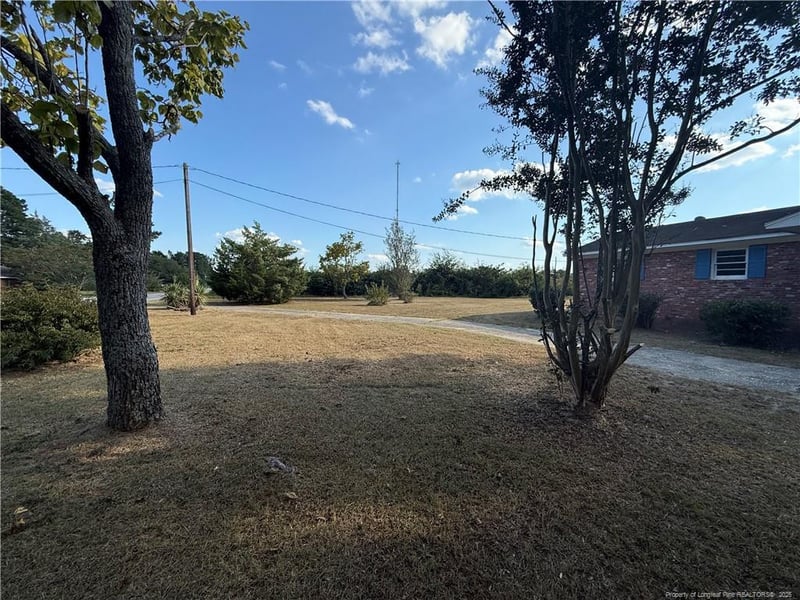 5708 Cedar Creek Rd, Fayetteville, NC 28312