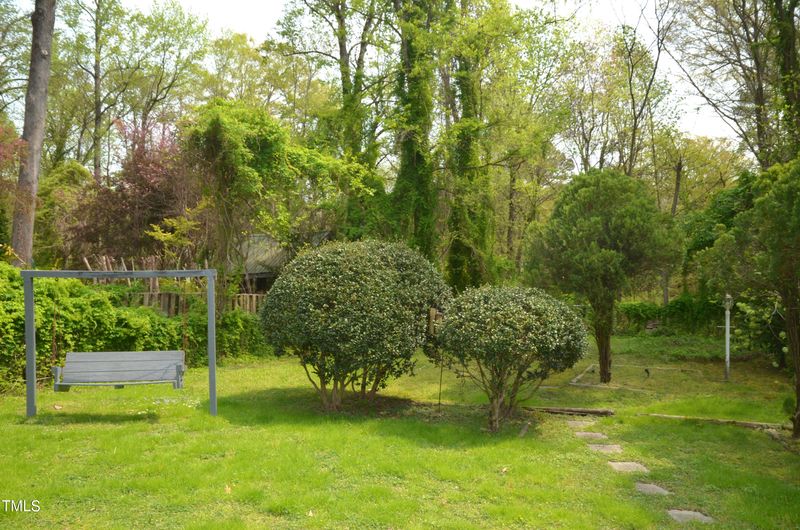 5708 Old Forge Cir, Raleigh, NC 27609