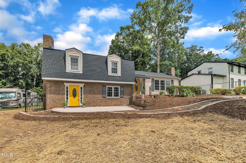 5708 Whippoorwill St, Durham, NC 27704