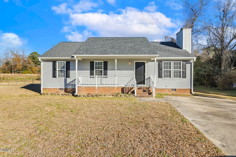 5709 Angelfish Ct, Raleigh, NC 27610