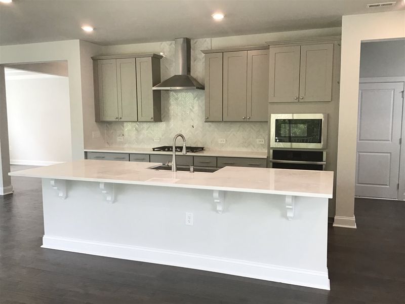 5709 Beardall St #1023, Raleigh, NC 27616