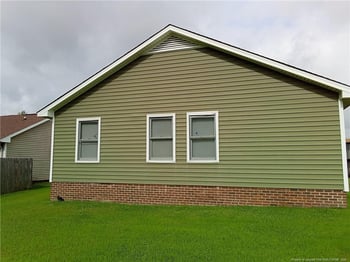 5709 Charbonneau Ct, Fayetteville, NC 28304