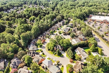 5709 Hedgemoor Dr, Raleigh, NC 27612