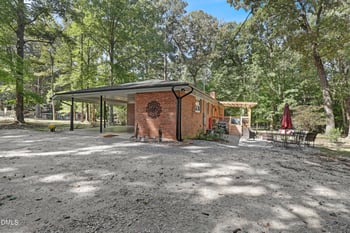 5709 Neuse St, Raleigh, NC 27610