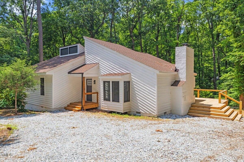 5709 Russell Rd, Durham, NC 27712