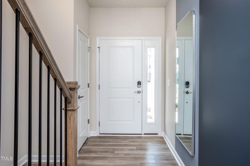 571 Glen Clova Dr, Raleigh, NC 27603
