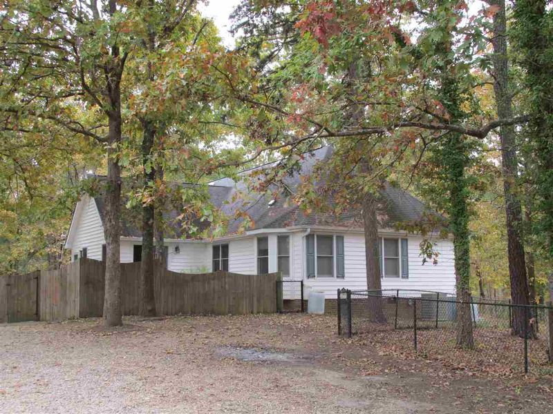 571 Lee Rd #G, Clayton, NC 27520