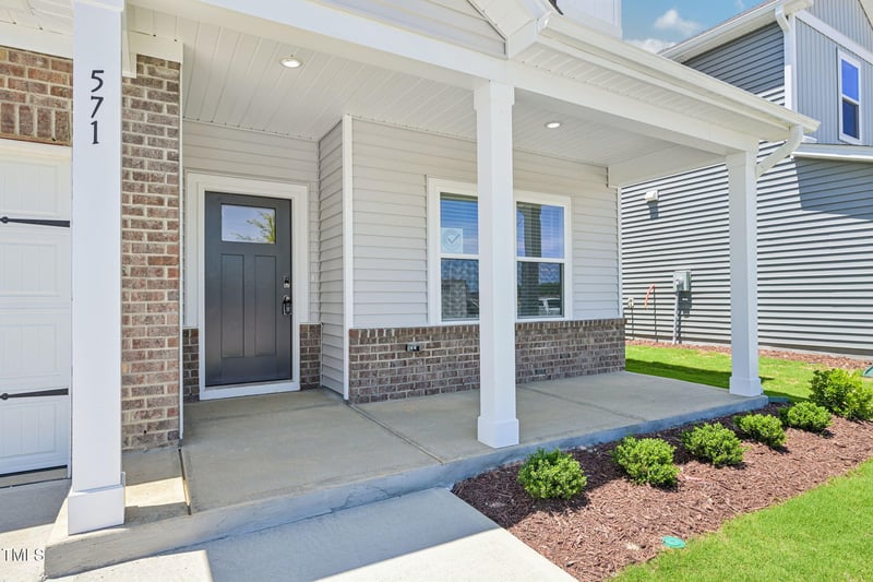 571 White Birch Ln, Angier, NC 27501