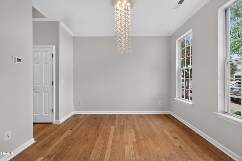 5710 Corbon Crest Ln, Raleigh, NC 27612