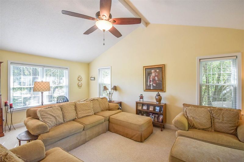 5710 Quail Ridge Dr, Sanford, NC 27330
