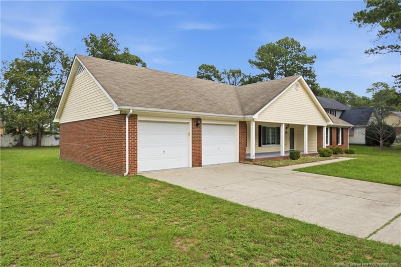 5712 Bibar Rd, Fayetteville, NC 28304
